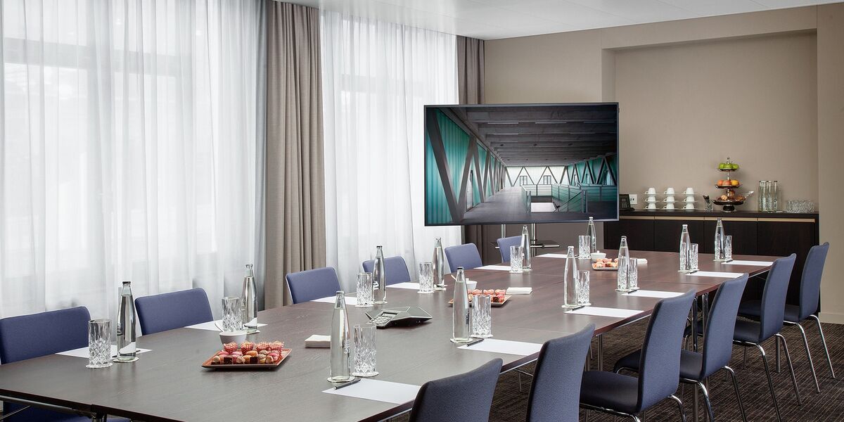 Meetingroom in ACASA Suites Zürich with modern infrastructure